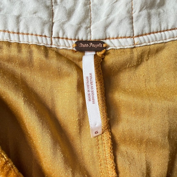 NWOT Free People Run Away Velvet Wide Leg Pants Mustard Gold Velvet S 6 - Picture 4 of 10